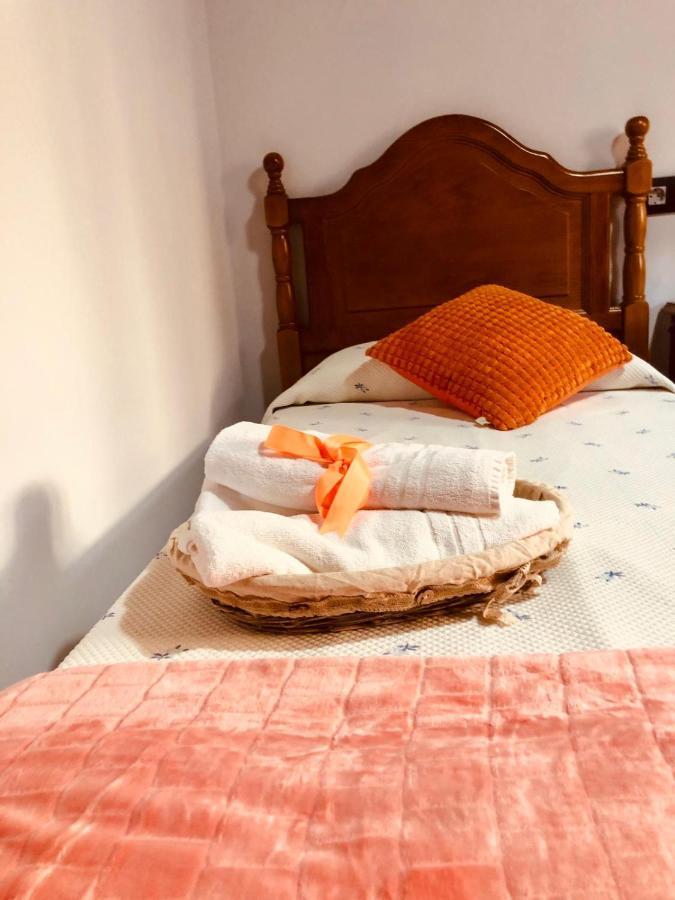 Casa El Rubio Sobrepiedra Βίλα San Juan de Parres Εξωτερικό φωτογραφία